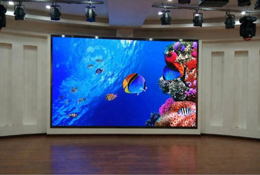 จอแสดงผล LED วิดีโอแบบติดผนังบางพิเศษป้ายโฆษณาวิดีโอแบบ P6.667 P1.25 ร่ม RGB