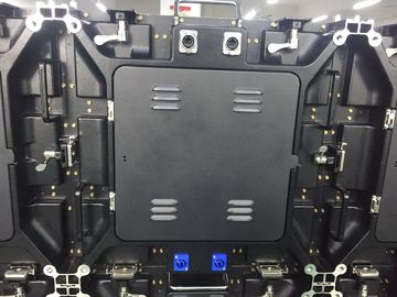 พิกเซลขนาดเล็ก Pitch P2.5 โมดูลจอแสดงผล LED ในร่ม 1/32 สแกน Die - Casting คณะรัฐมนตรี
