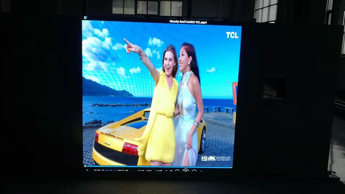 จอแสดงผลแบบ Pitch Led Color Full Color P1.875 ความละเอียดมาตรฐานน้ำหนักเบาในร่ม