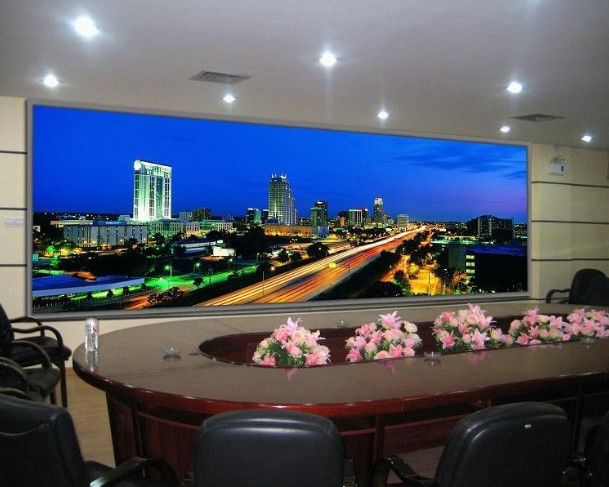 High Definition P3 Full Color LED Display หน้าจอเช่าวิดีโอติดผนังโค้งในร่ม